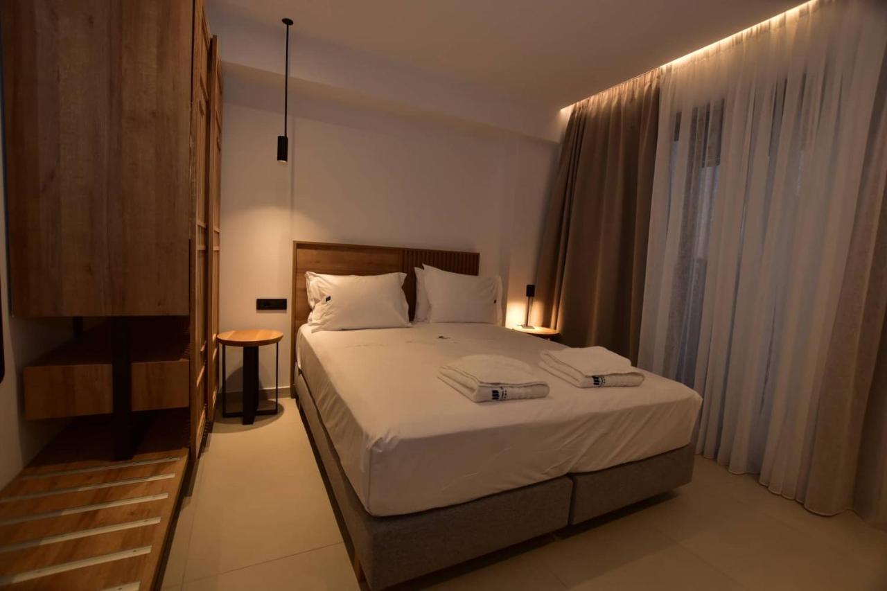 Mediterranean Dream Palaiochora Ngoại thất bức ảnh