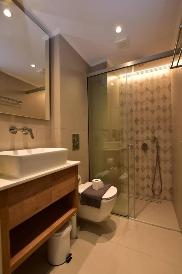 Mediterranean Dream Palaiochora Ngoại thất bức ảnh
