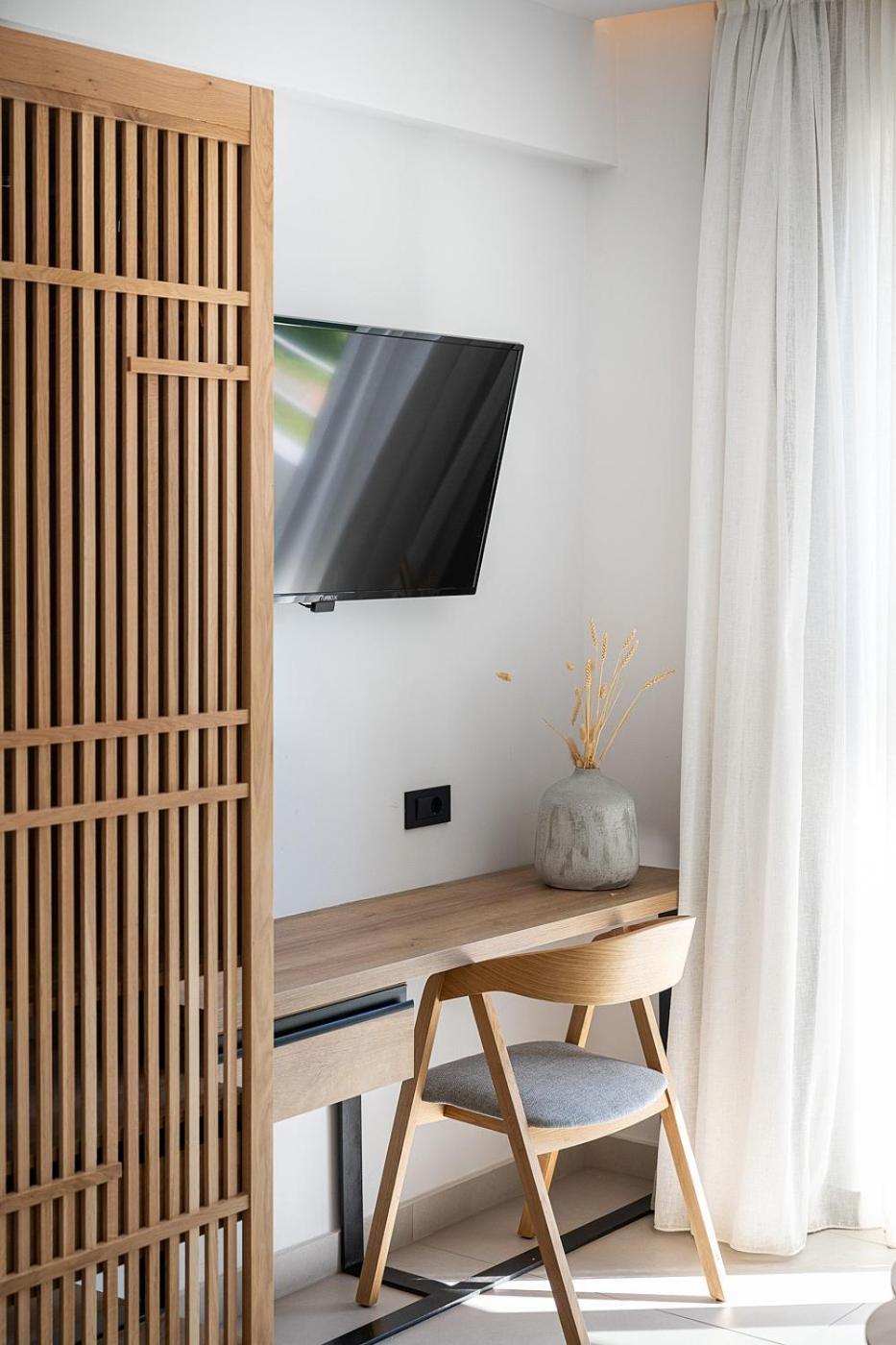 Mediterranean Dream Palaiochora Ngoại thất bức ảnh