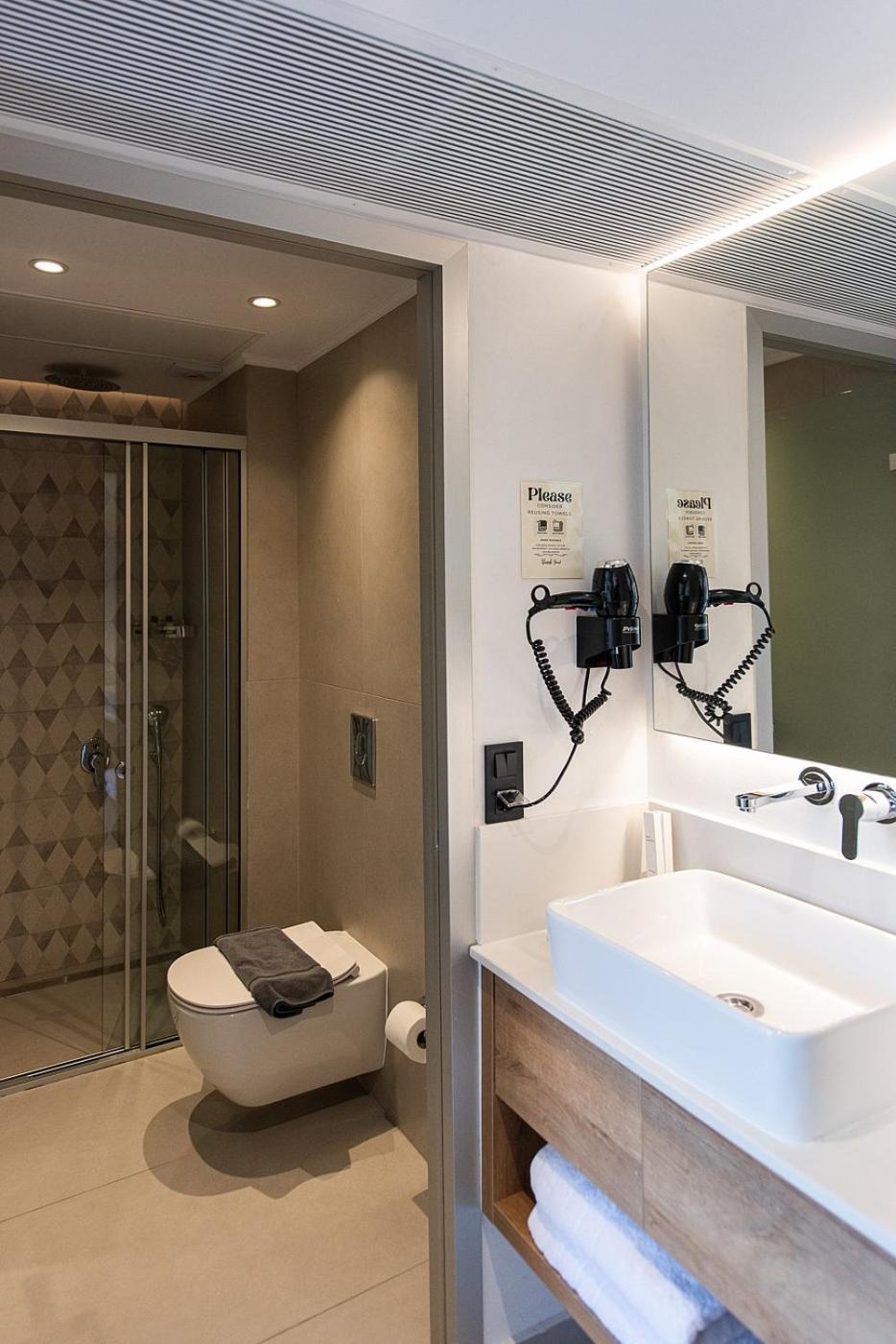Mediterranean Dream Palaiochora Ngoại thất bức ảnh