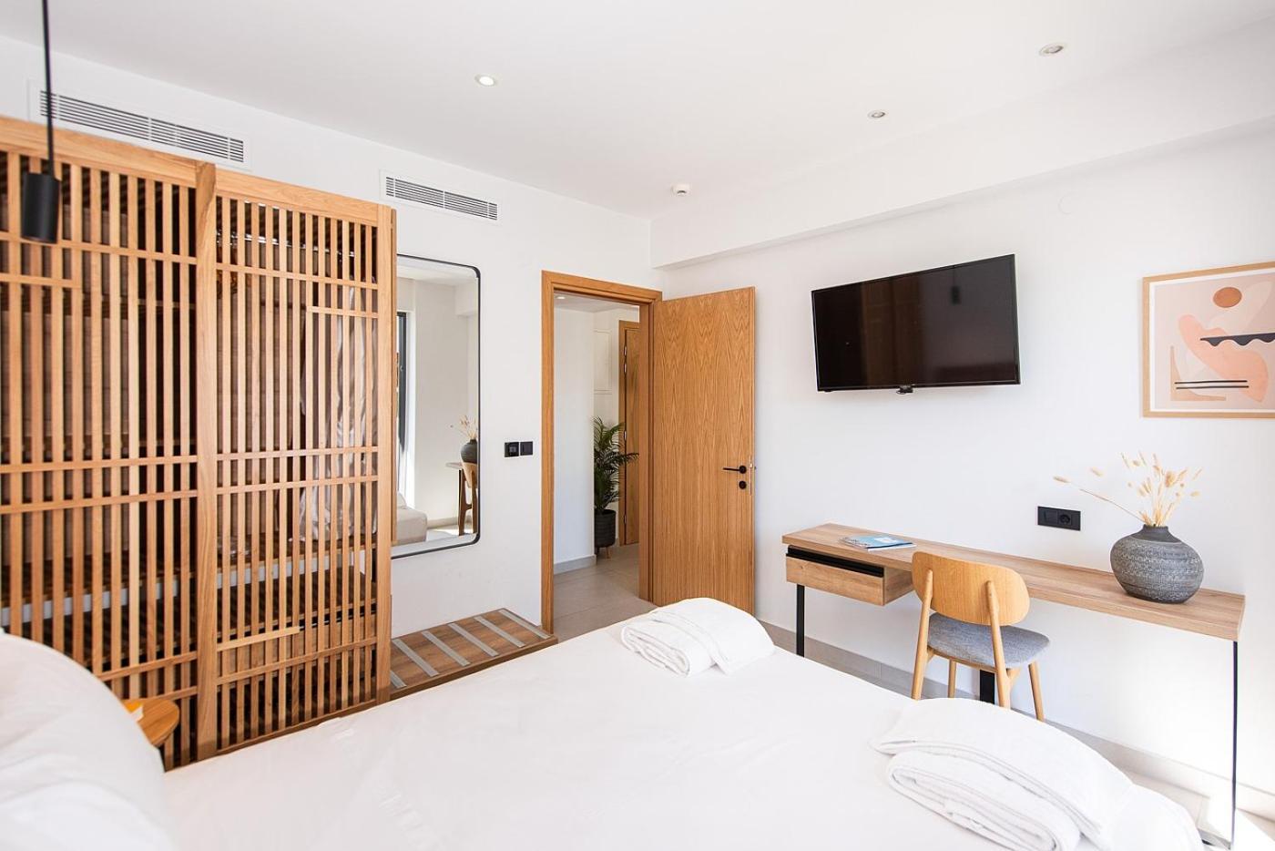 Mediterranean Dream Palaiochora Ngoại thất bức ảnh