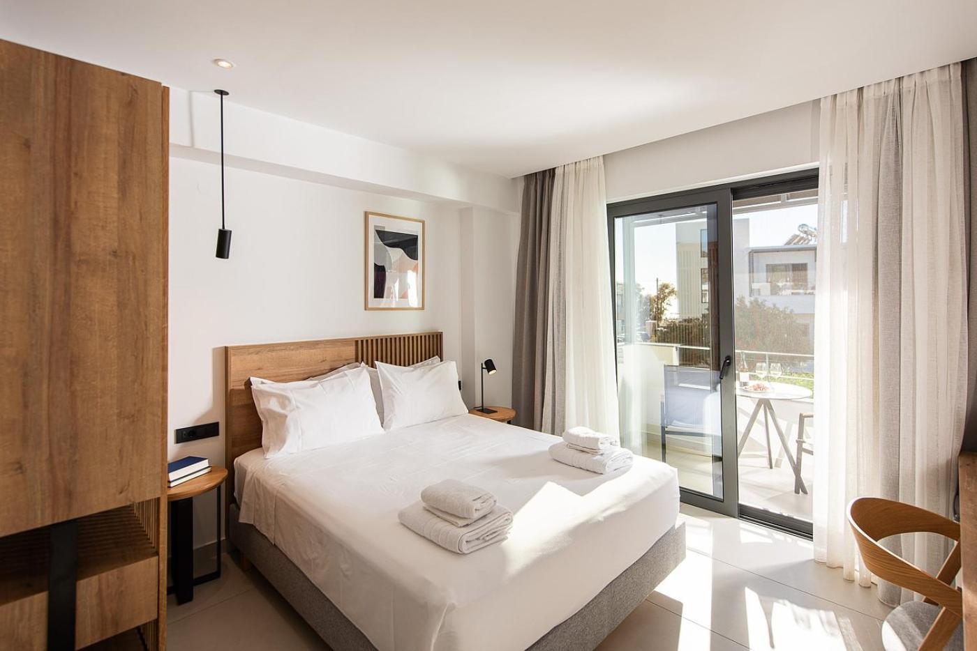 Mediterranean Dream Palaiochora Ngoại thất bức ảnh